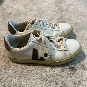 Veja Cream Sneakers with Black Details